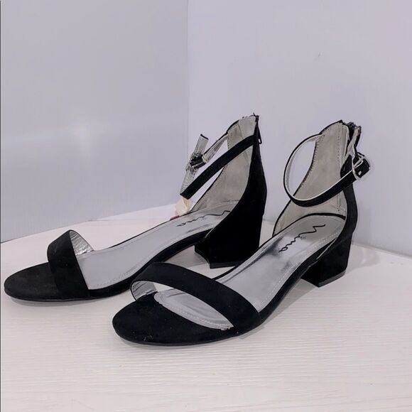 Nina Memory Foam Elegant Black Ankle Strap Sandals Block Heel Size 6M - Picture 1 of 14